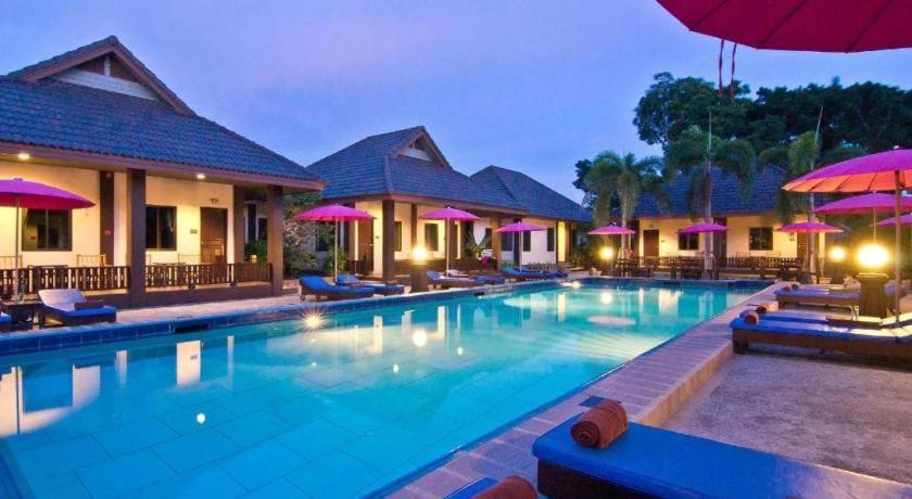 Rose Bay Resort Pattaya Exterior photo